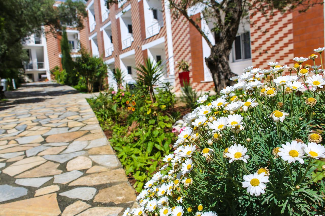 Noan Hotel & Resort Dhermi Exterior photo
